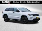 2020 Jeep grand cherokee White, 67K miles