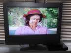 26 " Element TV with Dvd Player and Remote Control