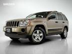 2005 Jeep grand cherokee Tan, 139K miles