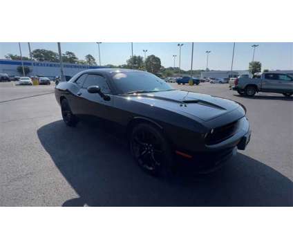 2017 Dodge Challenger R/T is a Black 2017 Dodge Challenger R/T Coupe in Newport News VA