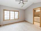 Condo For Sale In Iowa City, Iowa