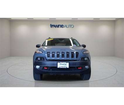2014 Jeep Cherokee Trailhawk is a 2014 Jeep Cherokee Trailhawk SUV in Orchard Park NY