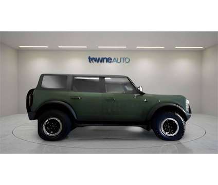 2022 Ford Bronco Outer Banks Advanced is a Green 2022 Ford Bronco SUV in Orchard Park NY