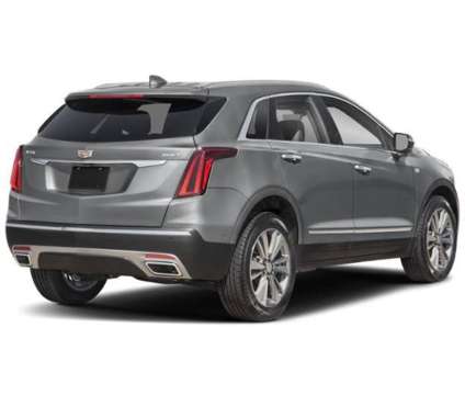 2024 Cadillac XT5 Luxury is a Silver 2024 Cadillac XT5 Luxury SUV in Stuart FL