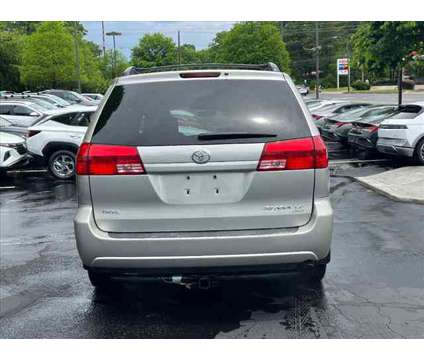 2004 Toyota Sienna LE is a Silver 2004 Toyota Sienna LE Car for Sale in Asheville NC