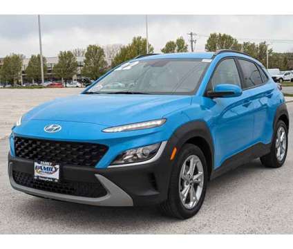 2022 Hyundai Kona SEL is a Green 2022 Hyundai Kona SEL SUV in Tinley Park IL