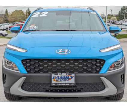 2022 Hyundai Kona SEL is a Green 2022 Hyundai Kona SEL SUV in Tinley Park IL