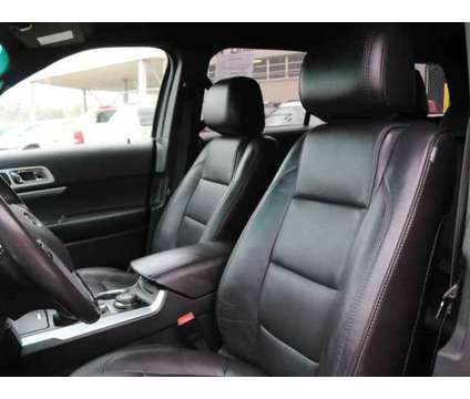 2014 Ford Explorer XLT is a 2014 Ford Explorer XLT SUV in Lansing MI