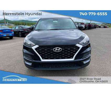 2021 Hyundai Tucson SE is a Black 2021 Hyundai Tucson SE SUV in Chillicothe OH