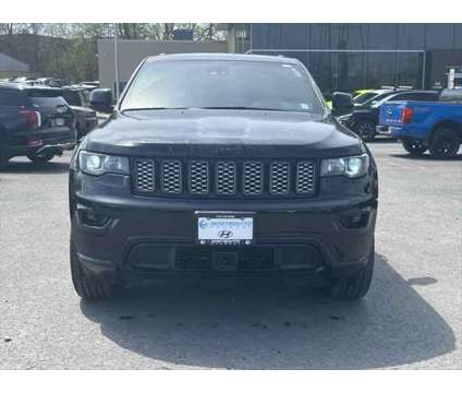 2021 Jeep Grand Cherokee Laredo X 4x4 is a Black 2021 Jeep grand cherokee Laredo SUV in Utica NY