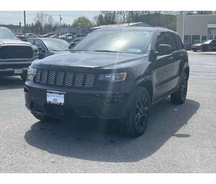 2021 Jeep Grand Cherokee Laredo X 4x4 is a Black 2021 Jeep grand cherokee Laredo SUV in Utica NY