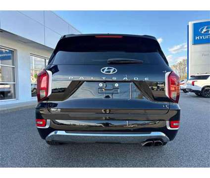 2020 Hyundai Palisade Limited is a Black 2020 SUV in North Attleboro MA
