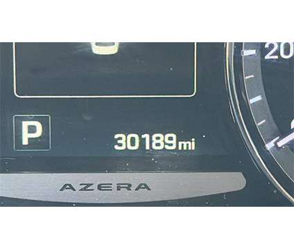 2017 Hyundai Azera Base is a Black 2017 Hyundai Azera Base Sedan in Vero Beach FL