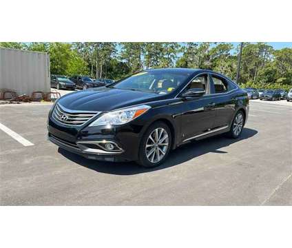 2017 Hyundai Azera Base is a Black 2017 Hyundai Azera Base Sedan in Vero Beach FL