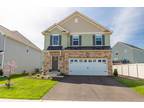 324 Kingsbarns Ln, Northampton Borough, PA 18067