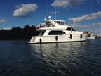 2000 Bayliner 5788 Motor Yacht Boat for Sale