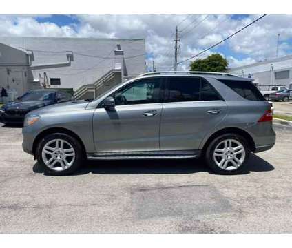 2013 Mercedes-Benz M-Class for sale is a Blue 2013 Mercedes-Benz M Class Car for Sale in Hallandale Beach FL