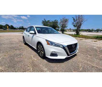 2021 Nissan Altima for sale is a Grey 2021 Nissan Altima 2.5 Trim Car for Sale in Mobile AL