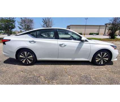 2021 Nissan Altima for sale is a Grey 2021 Nissan Altima 2.5 Trim Car for Sale in Mobile AL