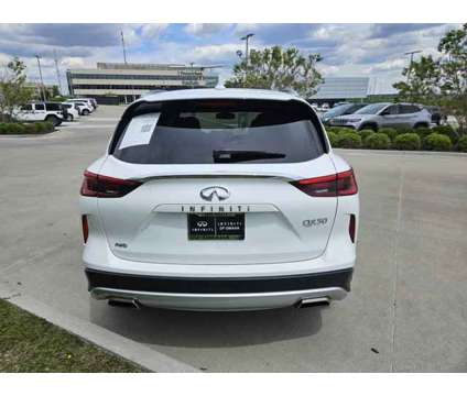 2021 Infiniti Qx50 Luxe is a White 2021 Infiniti QX50 Luxe Car for Sale in Elkhorn NE