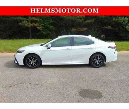 2024 Toyota Camry SE is a White 2024 Toyota Camry SE Car for Sale in Lexington TN