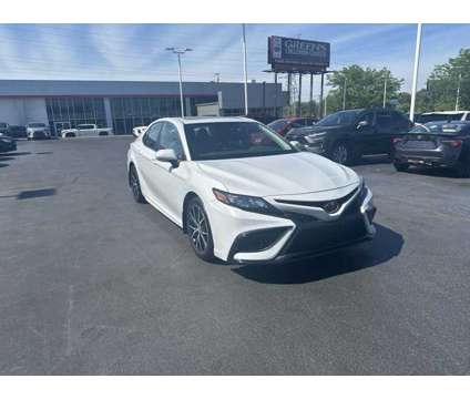 2023 Toyota Camry SE is a Silver 2023 Toyota Camry SE Car for Sale in Lexington KY