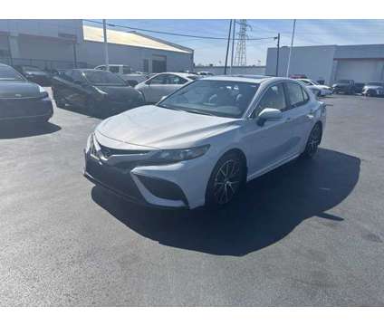 2023 Toyota Camry SE is a Silver 2023 Toyota Camry SE Car for Sale in Lexington KY