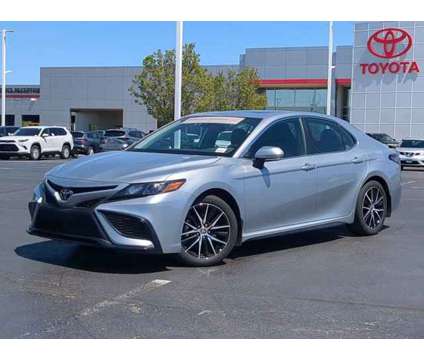 2023 Toyota Camry SE is a Silver 2023 Toyota Camry SE Sedan in Naperville IL