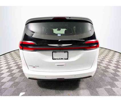 2022 Chrysler Pacifica Touring L is a White 2022 Chrysler Pacifica Touring Car for Sale in Tampa FL