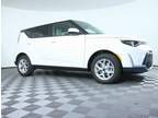 2024 Kia Soul White, 20 miles