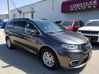 2022 Chrysler Pacifica Gray, 63K miles