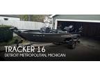 Tracker Pro Guide V-16 SC Fish and Ski 2022