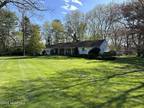 Home For Sale In Colts Neck, New Jersey