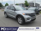 2024 Ford Explorer Silver, 210 miles