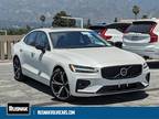 2024 Volvo S60 B5 Plus Dark Theme