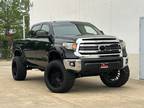 2017 Toyota Tundra SR5 w/ SR5 upgrade package