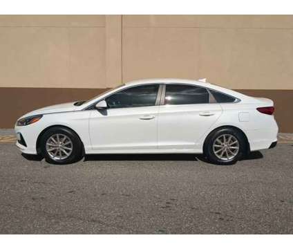 2019 Hyundai Sonata SE is a White 2019 Hyundai Sonata SE Sedan in Ocala FL