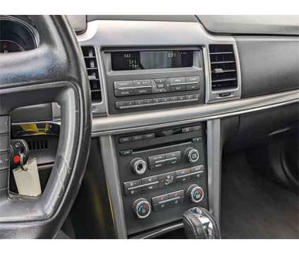 2011 Lincoln MKZ Base is a Grey 2011 Lincoln MKZ Base Sedan in Algonquin IL