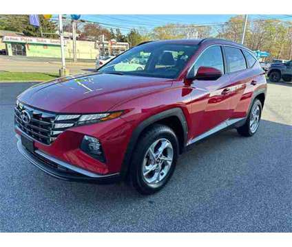 2022 Hyundai Tucson SEL is a Red 2022 Hyundai Tucson SUV in North Attleboro MA