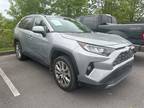 2018 Toyota RAV4 Hybrid XLE