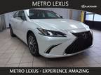 2024 Lexus ES 300h 300h Luxury