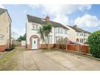 3 bedroom semi-detached house for sale in High Street, WOLLASTON, DY8 4NL, DY8