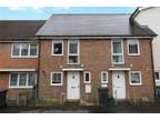 Property & Houses For Sale: Charlbury Lane Basingstoke, Hampshire