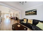 4+ bedroom house for sale in Beverley Drive, Edgware, Middleinteraction, HA8