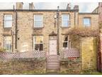 4 bedroom house for sale in Park Terrace, Halifax, HX3