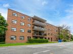 2 Bedroom - Collingwood Pet Friendly Apartment For Rent Applewood Apartments ID