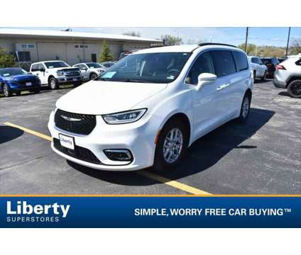 2022 Chrysler Pacifica Touring L is a White 2022 Chrysler Pacifica Touring Van in Rapid City SD