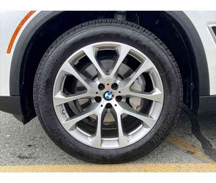 2023 BMW X5 xDrive40i is a White 2023 BMW X5 4.6is SUV in Milford MA