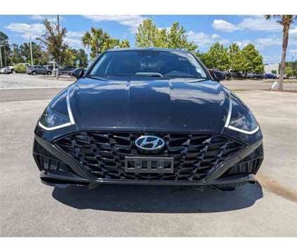 2020 Hyundai Sonata SEL is a Black 2020 Hyundai Sonata Sedan in Charleston SC