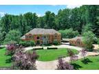 7502 Amkin Ct, Clifton, VA 20124